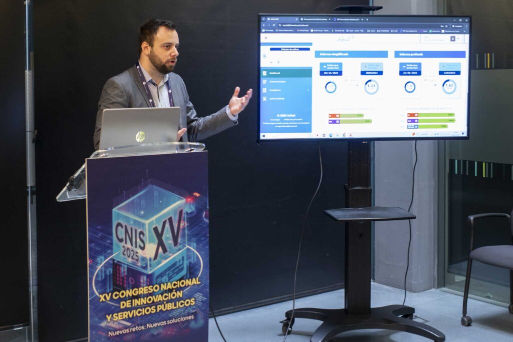 Álvaro Maizonada (Consultor Senior de Tech4access) imparte taller «inSuit – Implementación práctica de una Solución Integral de Accesibilidad digital para instituciones públicas» en el CNIS 2025.